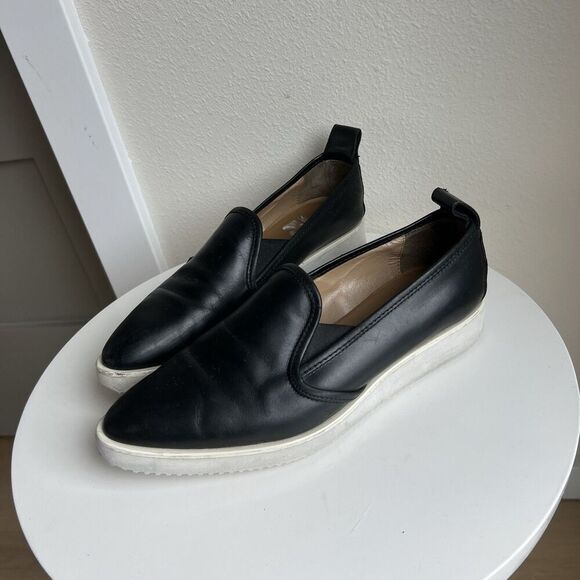 Everlane The Street Shoe Black Leather  Printed Slip On Sneaker Women’s 8 - Picture 4 of 9